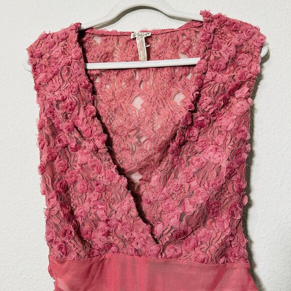 NEW Free People Intimately 2 Haute 2 Handle Pink Rosette Bodysuit Small Coquette - Picture 6 of 11